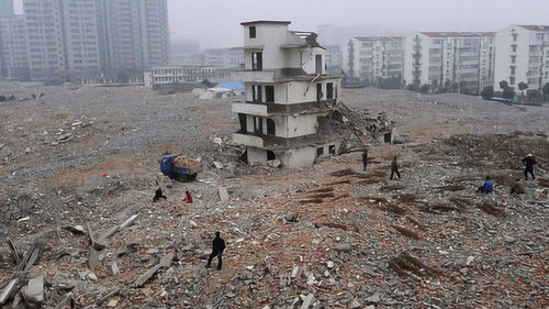 中国最惨 钉子户 ,为获得2亿拆迁款坚守16年,如今却损失上亿